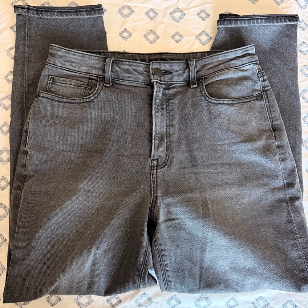 AE mom jeans
